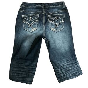 Lane Bryant Women’s size 14 cropped denim capris jeans Raw edge Hem